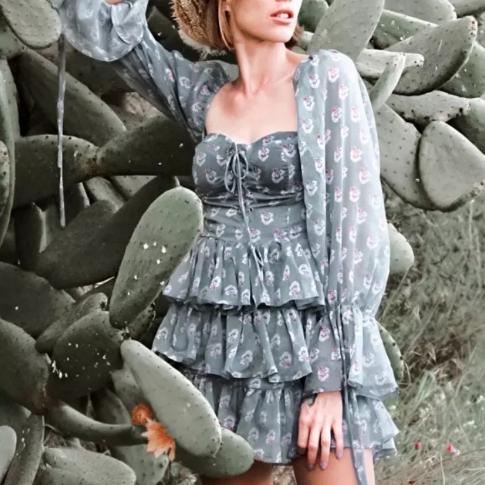 Floral Lace Up Corset Style Tiered Skirt Mini Dress with Fluted Sleeve - Picture 13 of 15